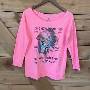 Wrangler Rock 47 Bright Pink Graphic Sweatshirt